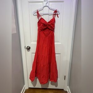 Princess Polly maxi dress
Size: US 6 Color: reddish/orange